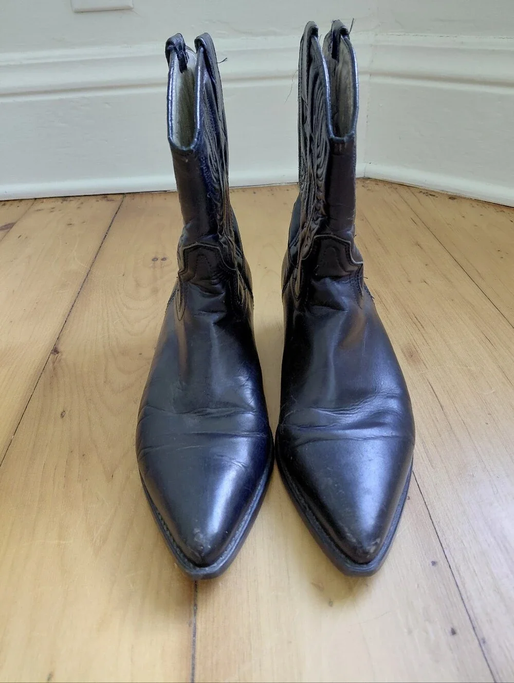 Vintage Guess By Georges Marciano black leather cowboy boots size 8.5